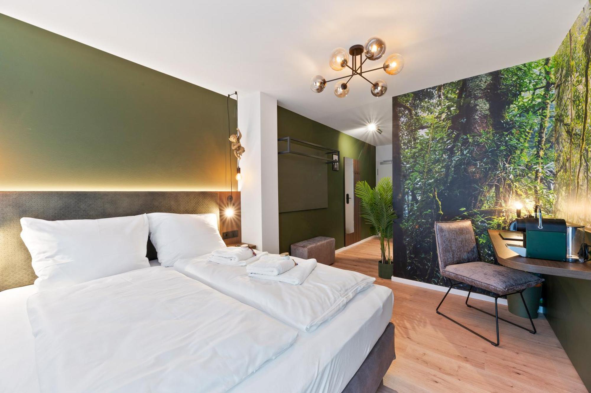 Jungle No5 Boutique Hotel - Stuttgart City-Center Estugarda Exterior foto